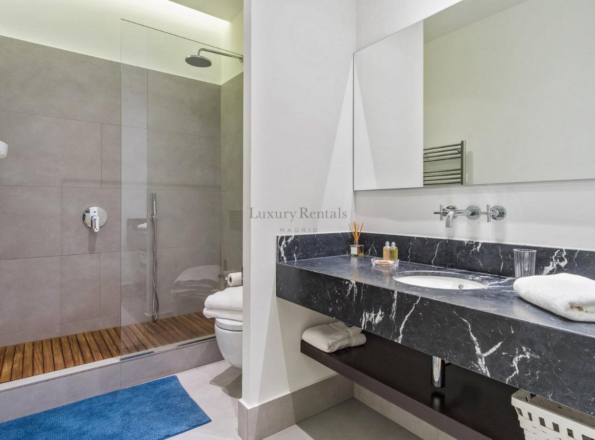 Bailen Palacio Real Apartment Madrid Exterior foto